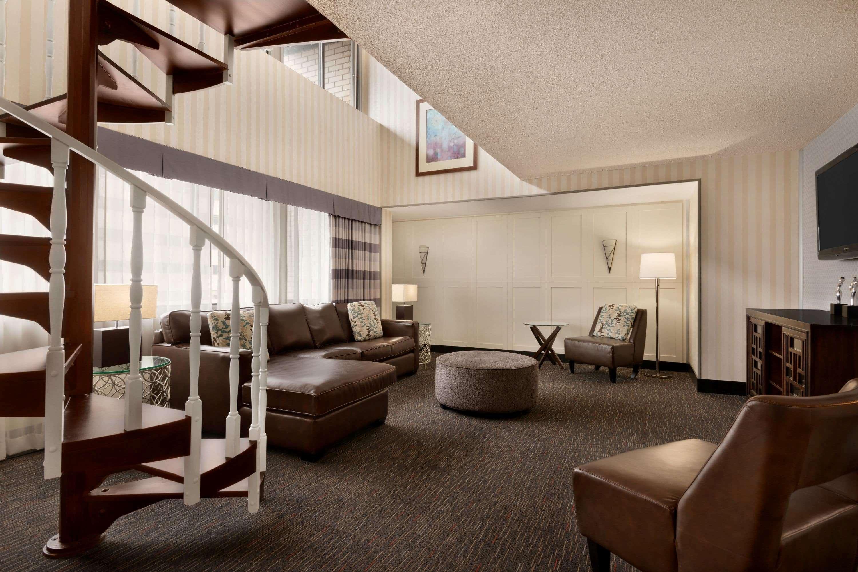 Готель Ramada Plaza By Wyndham Regina Downtown Екстер'єр фото